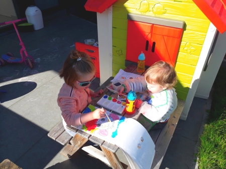 enfants qui jouent